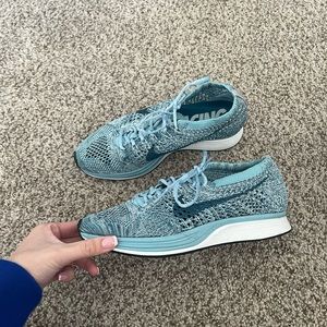 Nike Flyknit Racer Blue